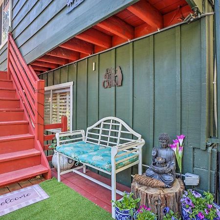 Boho Crestline Cabin, 1 Mile To Lake Gregory! المظهر الخارجي الصورة