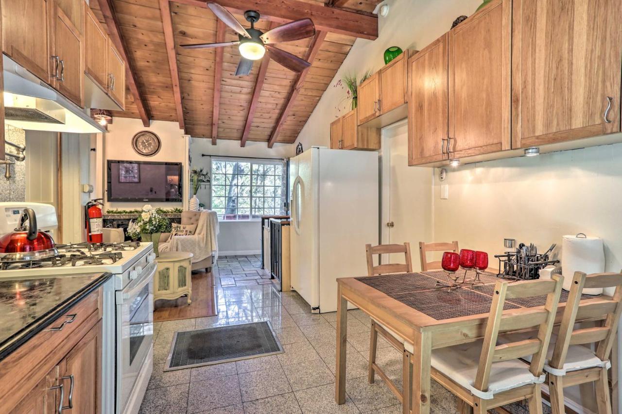 Boho Crestline Cabin, 1 Mile To Lake Gregory! المظهر الخارجي الصورة