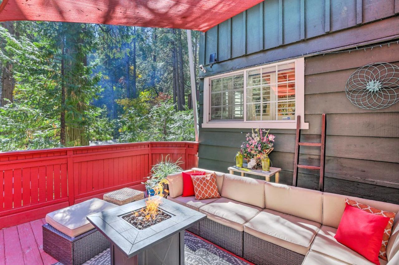 Boho Crestline Cabin, 1 Mile To Lake Gregory! المظهر الخارجي الصورة